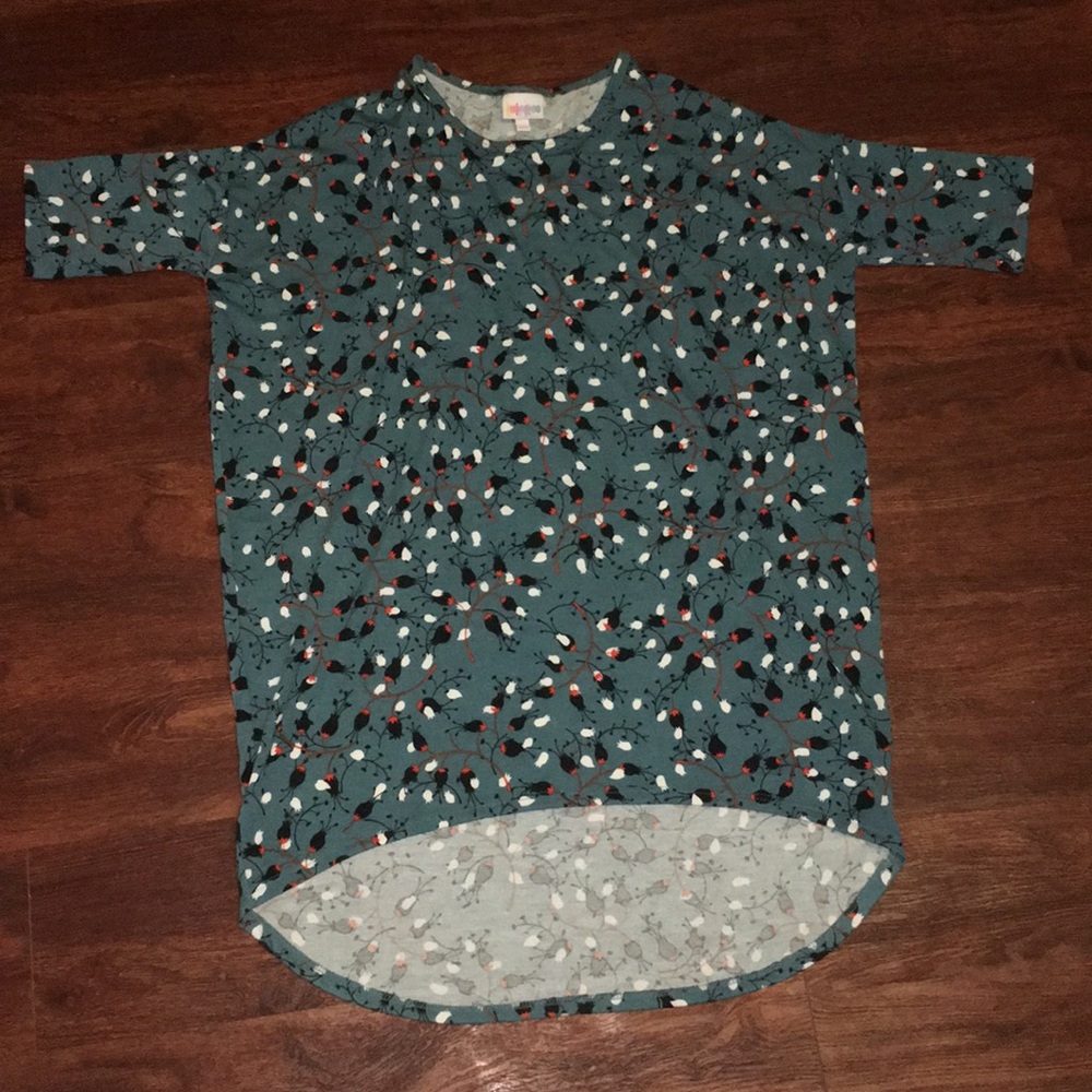 Lularoe Carly.